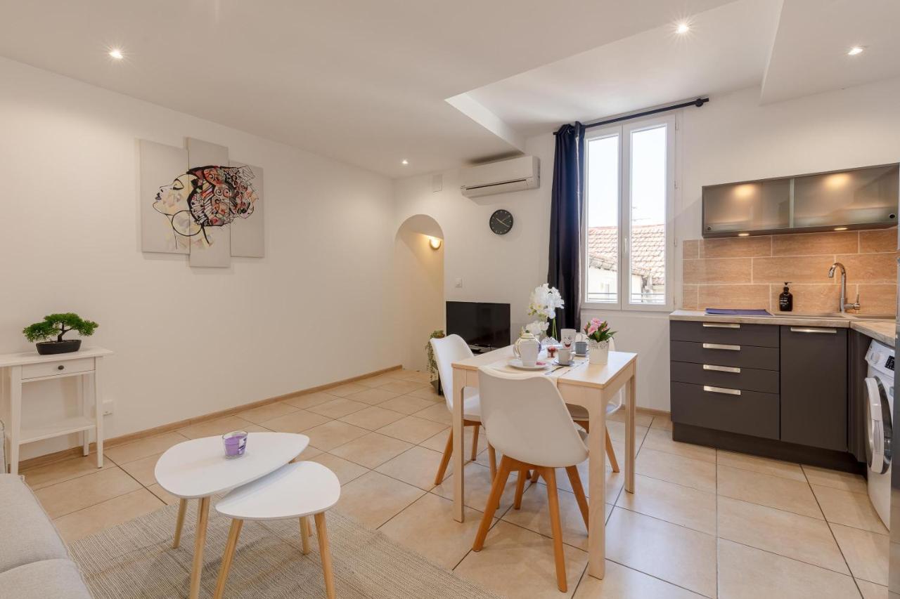 Апартаменты Coeur De Provence - Appt Climatise Драгиньян Экстерьер фото